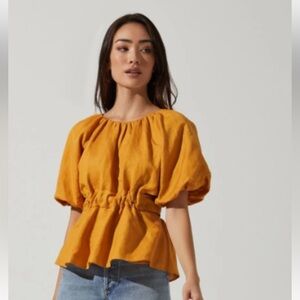 ASTR the Label, XL Vendetti Top, Mustard, NWT